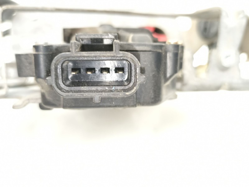 Recambio de cerradura puerta corredera izquierda para chrysler voyager 2.5 td referencia OEM IAM 5019053AC  