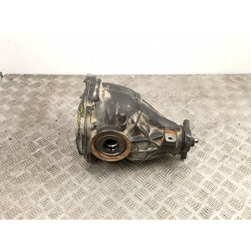 Recambio de diferencial trasero para mercedes-benz clase c (w203) berlina 2.2 cdi cat referencia OEM IAM A2093510205  