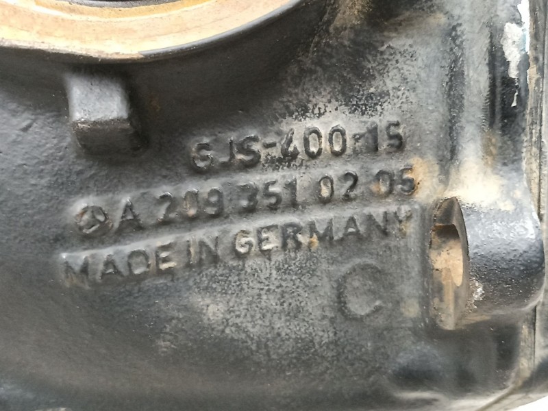 Recambio de diferencial trasero para mercedes-benz clase c (w203) berlina 2.2 cdi cat referencia OEM IAM A2093510205  