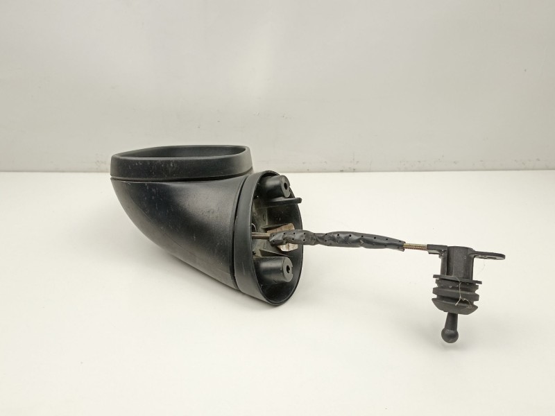 Recambio de retrovisor derecho para mitsubishi carisma 1.8 g referencia OEM IAM MB944704  