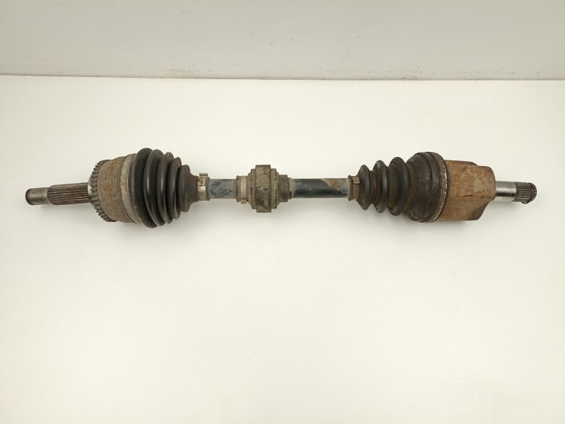 Recambio de transmision delantera izquierda para mitsubishi carisma 1.8 g referencia OEM IAM MR910297  