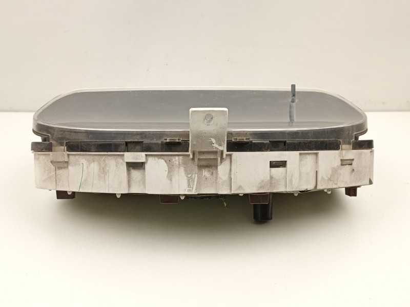 Recambio de cuadro instrumentos para mitsubishi carisma 1.8 g /4g93 referencia OEM IAM MR149802  