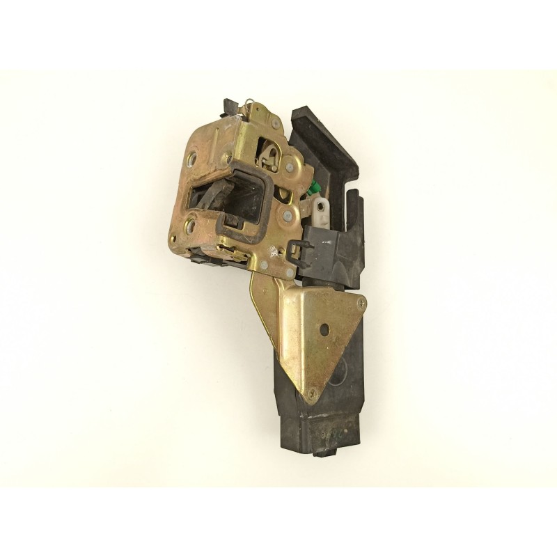 Recambio de cerradura puerta trasera izquierda para mitsubishi carisma 1.8 g -6-4693 16v referencia OEM IAM MR911347  