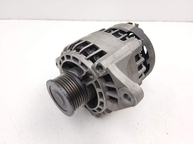 Recambio de alternador para fiat bravo i (182_) 1.9 jtd referencia OEM IAM 46748353 0986049400 