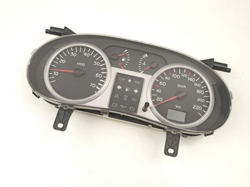 Recambio de cuadro instrumentos para renault clio 1.1 g referencia OEM IAM 8200261102  