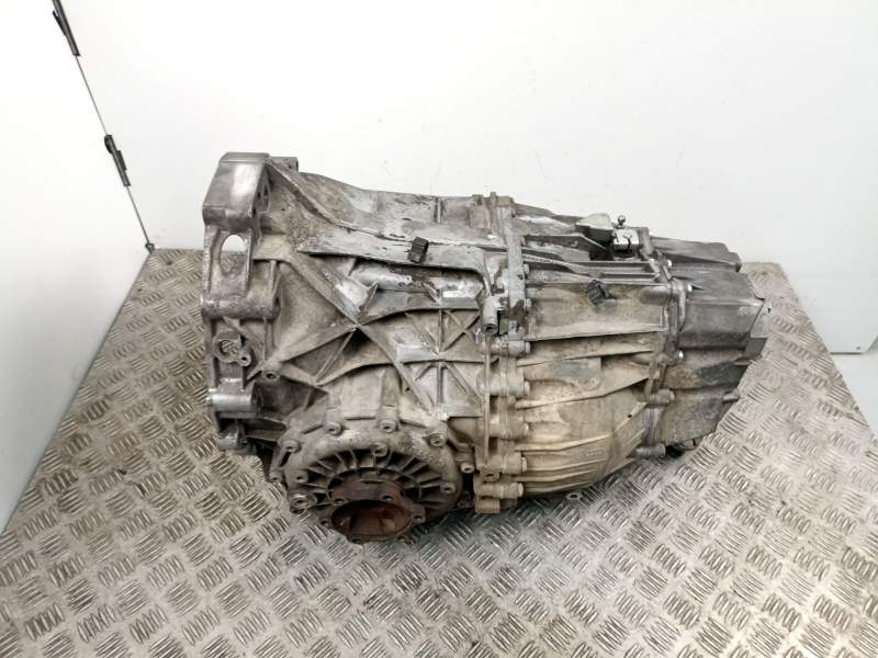 Recambio de cambio automatico para audi a4 b7 (8ec) 2.0 tfsi referencia OEM IAM HHD  