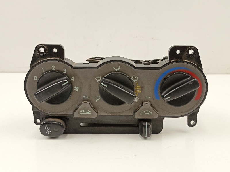 Recambio de mandos calefaccion aire para hyundai accent 1.3 g referencia OEM IAM 9725025350  