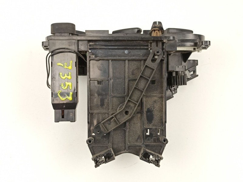 Recambio de mandos calefaccion aire para hyundai accent 1.3 g referencia OEM IAM 9725025350  