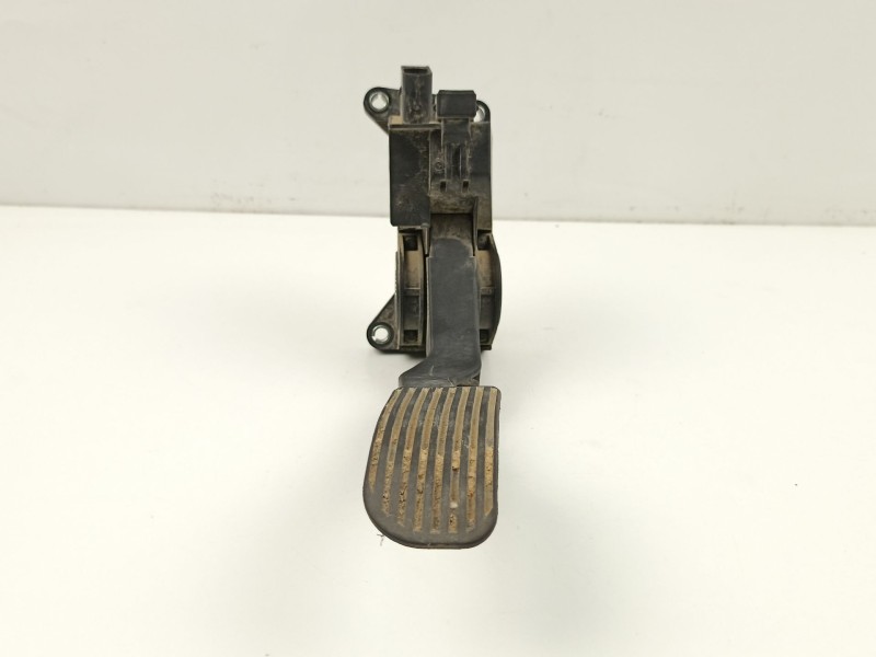 Recambio de potenciometro aceleracion para mercedes-benz vito 2.2 cdi /611980 (v 110) referencia OEM IAM A9013000404 0281002335 