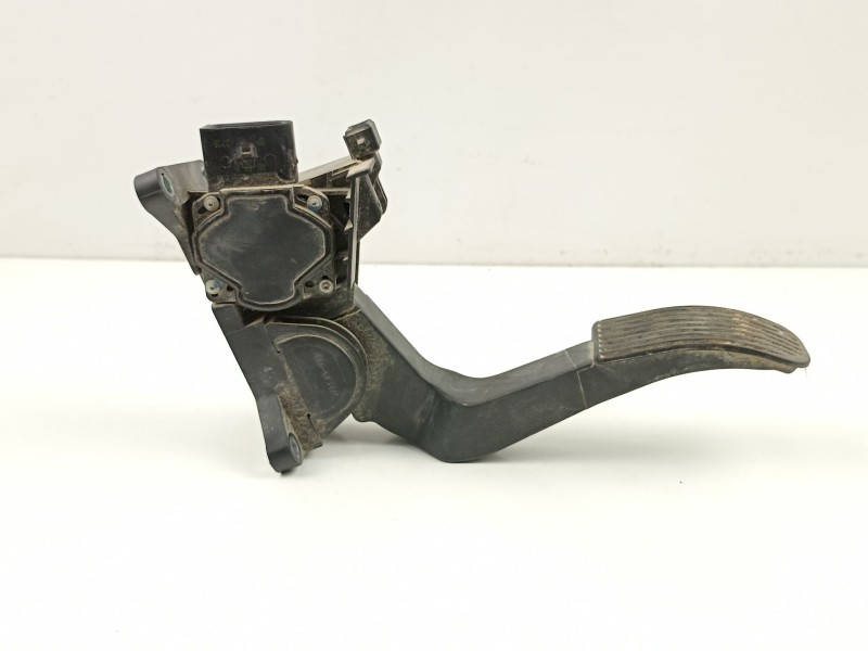 Recambio de potenciometro aceleracion para mercedes-benz vito 2.2 cdi /611980 (v 110) referencia OEM IAM A9013000404 0281002335 