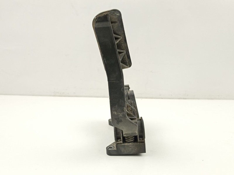 Recambio de potenciometro aceleracion para mercedes-benz vito 2.2 cdi /611980 (v 110) referencia OEM IAM A9013000404 0281002335 