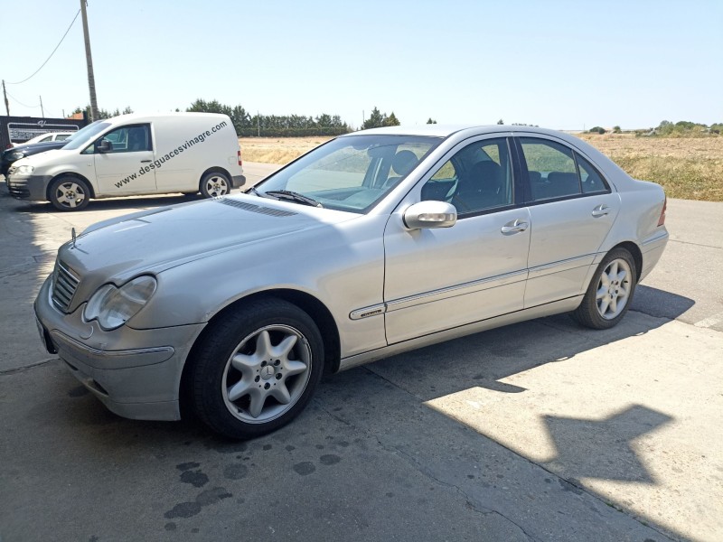 Recambio de carroceria para mercedes-benz clase c (w203) berlina 2.5 v6 cat referencia OEM IAM   