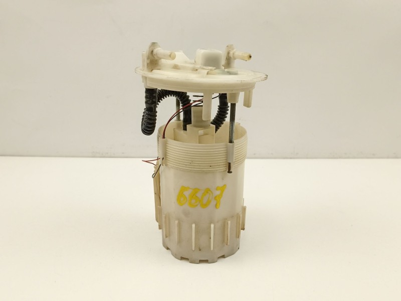 Recambio de bomba combustible aforador para renault megane 1.9 dci grand tour referencia OEM IAM 8200288808  