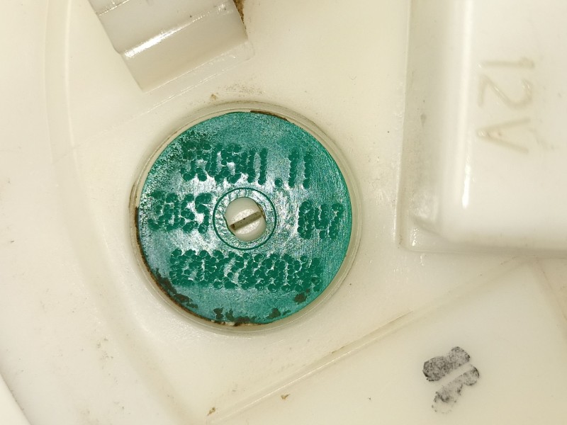 Recambio de bomba combustible aforador para renault megane 1.9 dci grand tour referencia OEM IAM 8200288808  