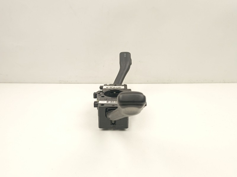 Recambio de mando luces y limpias para seat leon 1.6 g referencia OEM IAM 8L0953513G  