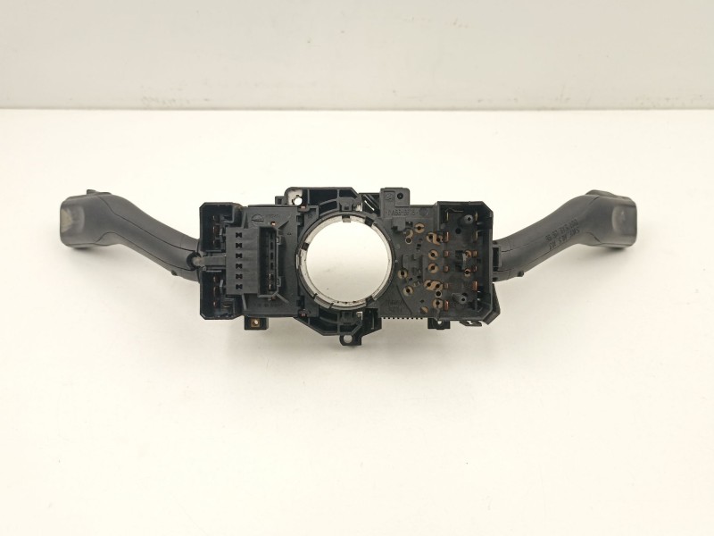 Recambio de mando luces y limpias para seat leon 1.6 g referencia OEM IAM 8L0953513G  