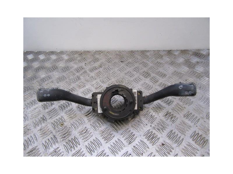 Recambio de mando luces y limpias : seat alhambra : 1.9 td -auy (115,57cv) [2000] para seat alhambra 1.9 td -auy referencia OEM 