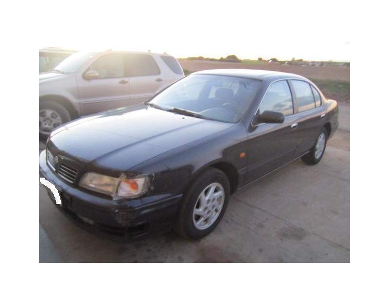 NISSAN MAXIMA