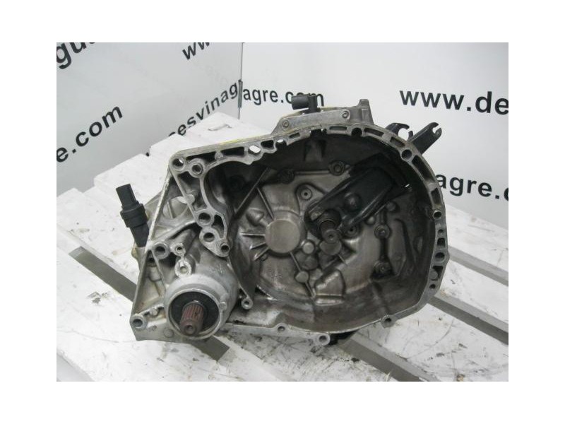 Recambio de cambio 5v (gasolina) : renault megane : 1.6 g -k7m (89,76cv) 4p [1998] para renault megane 1.6 g -k7m referencia OEM