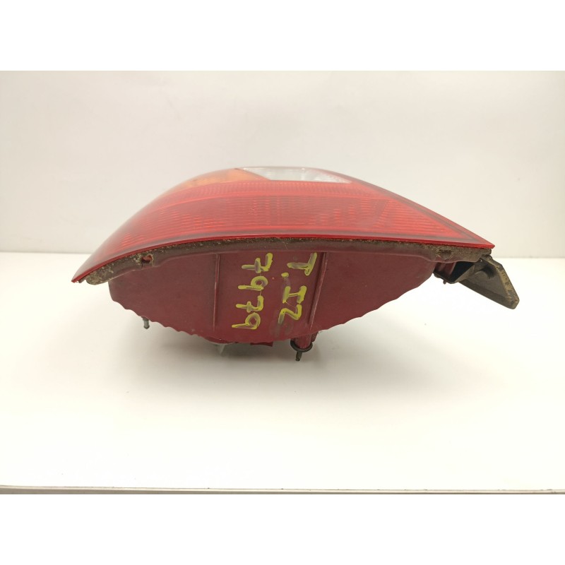 Recambio de piloto trasero izquierdo para hyundai elantra (xd) 2.0 crdi gls (4-ptas.) referencia OEM IAM 924012D010  