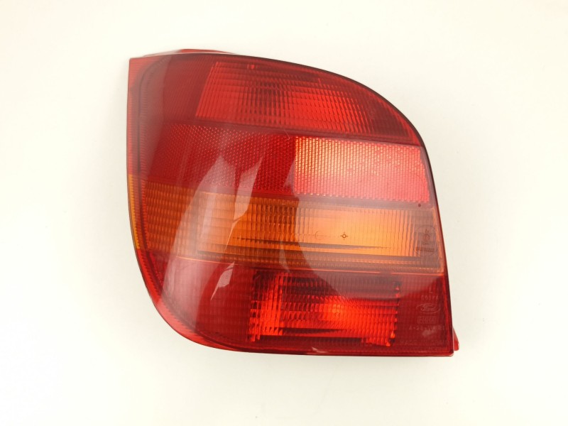 Recambio de piloto trasero izquierdo para ford fiesta iii (gfj) 1.4 referencia OEM IAM 89FG13A603  