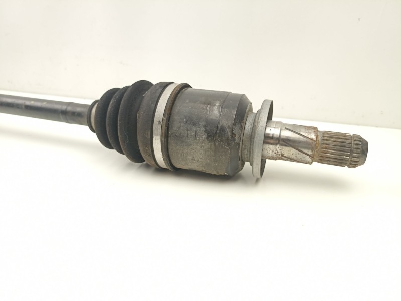 Recambio de transmision trasera izquierda para subaru forester 2.0 td referencia OEM IAM 28421SG020  