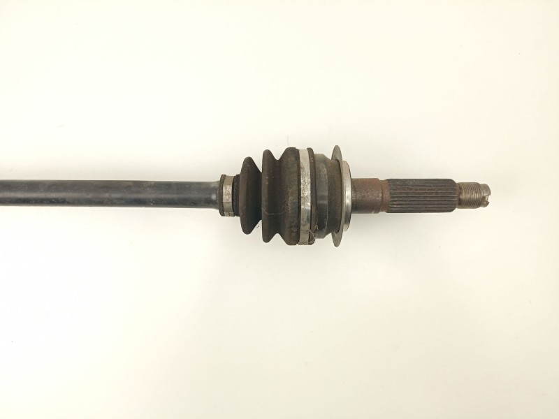 Recambio de transmision trasera derecha para subaru forester 2.0 td referencia OEM IAM 28421SG020  