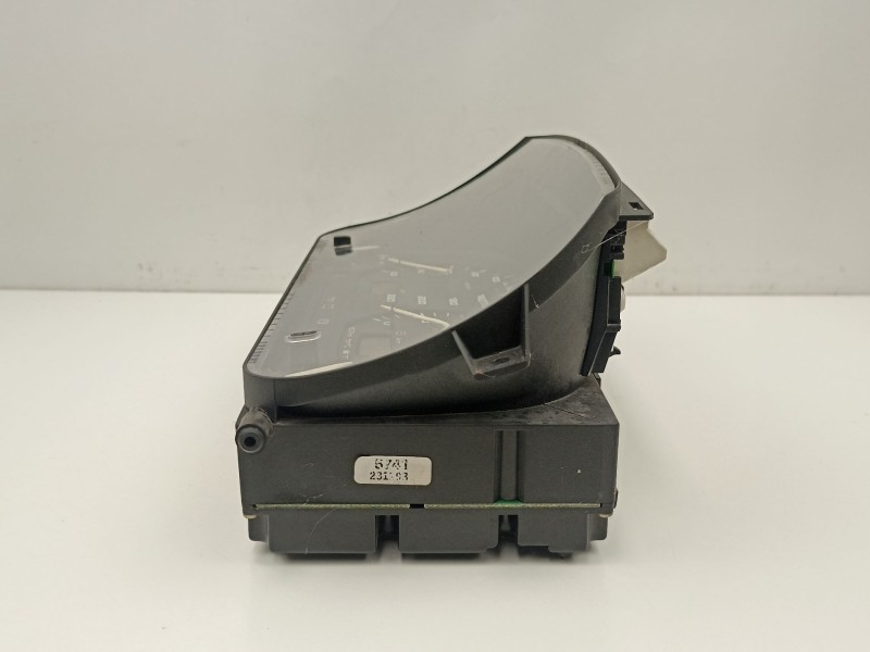 Recambio de cuadro instrumentos para volkswagen golf 1.6 g golf iii referencia OEM IAM 1H6919033F  