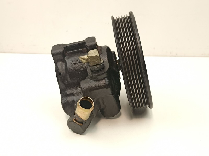 Recambio de bomba direccion para ford fiesta iii (gfj) 1.4 referencia OEM IAM F4RC3A674EC  