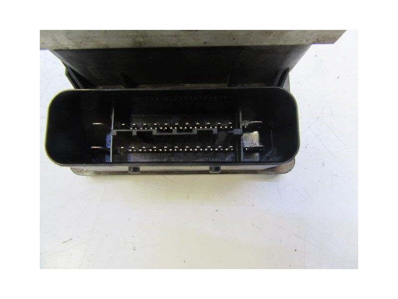 Recambio de abs : toyota corolla : 1.6 g (110,13cv) [1999] para toyota corolla 1.6 g referencia OEM IAM 13244860  