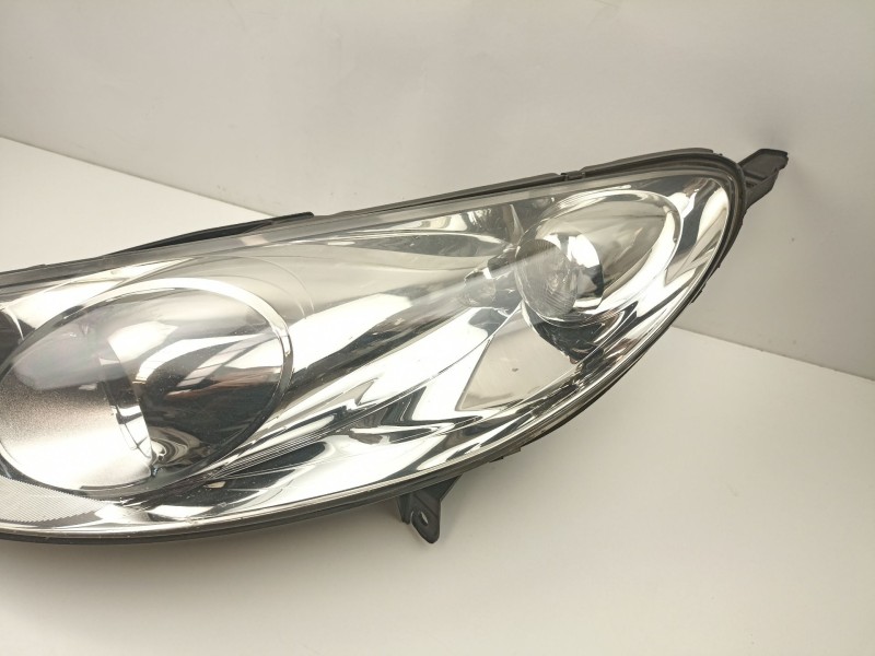 Recambio de faro izquierdo para peugeot 407 2.0 16v hdi cat (rhr / dw10bted4) referencia OEM IAM 9641944280 0301213273 