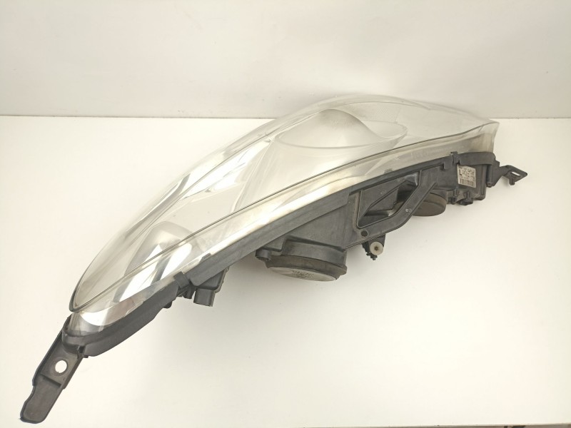 Recambio de faro izquierdo para peugeot 407 2.0 16v hdi cat (rhr / dw10bted4) referencia OEM IAM 9641944280 0301213273 