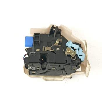 CERRADURA PUERTA DELANTERA DERECHA 3D1837016 1K0837350 