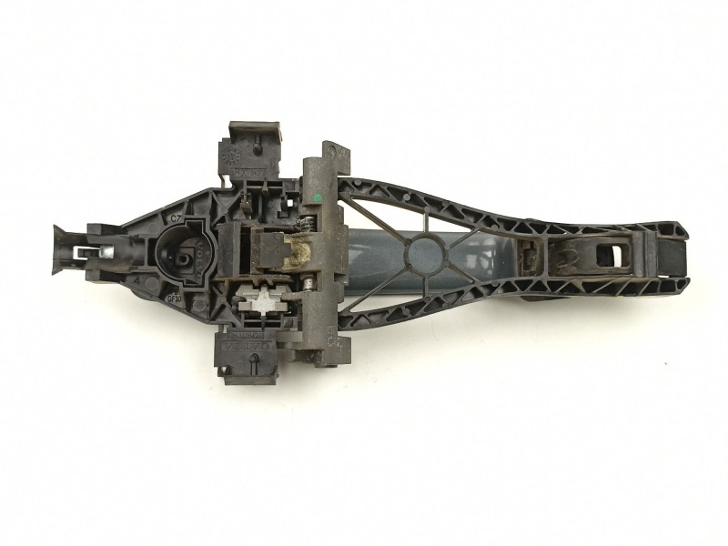 Recambio de manilla trasera derecha para volvo v50 familiar 2.0 d kinetic referencia OEM IAM 30784203  