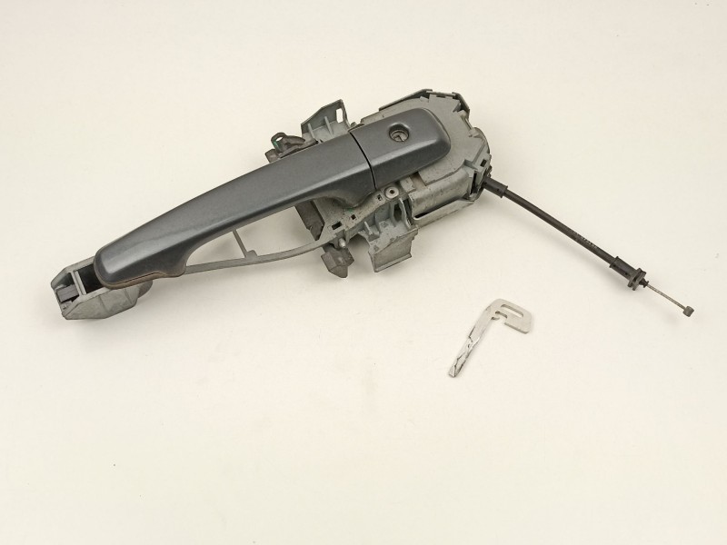 Recambio de manilla delantera izquierda para volvo v50 familiar 2.0 d kinetic referencia OEM IAM 30784198  