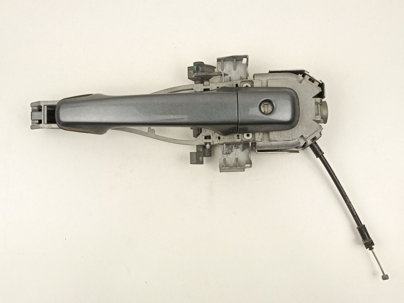 Recambio de manilla delantera izquierda para volvo v50 familiar 2.0 d kinetic referencia OEM IAM 30784198  