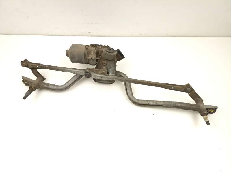 Recambio de motor limpia delantero para renault clio ii fase ii (b/cb0) 1.5 dci diesel referencia OEM IAM 8200076000 3397020575 