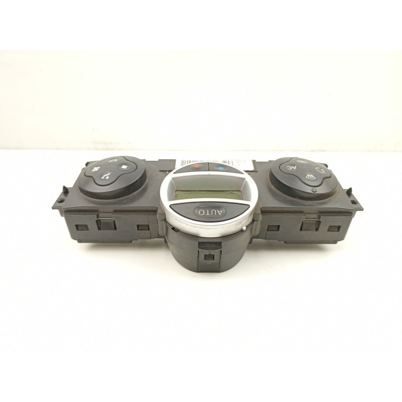 Recambio de mandos calefaccion aire para renault scenic 1.9 dci referencia OEM IAM 8200501465  