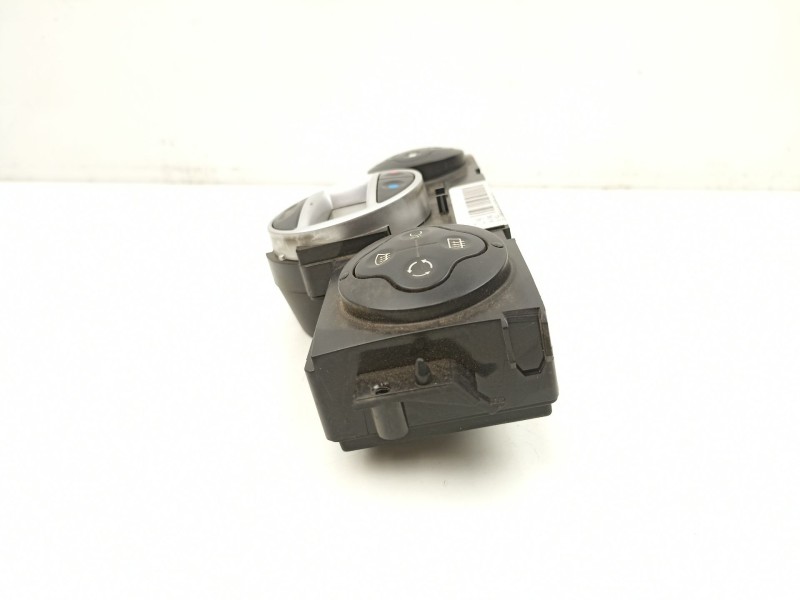Recambio de mandos calefaccion aire para renault scenic 1.9 dci referencia OEM IAM 8200501465  