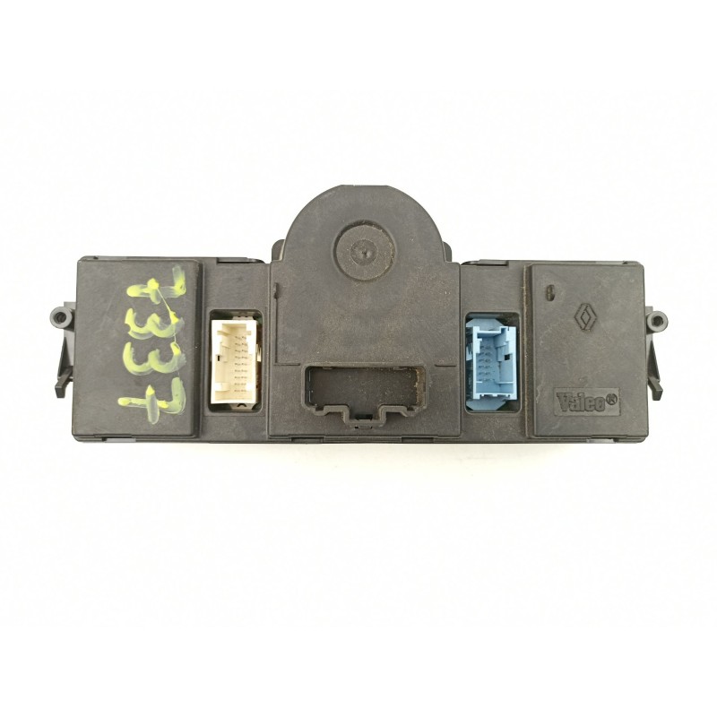 Recambio de mandos calefaccion aire para renault scenic 1.9 dci referencia OEM IAM 8200501465  