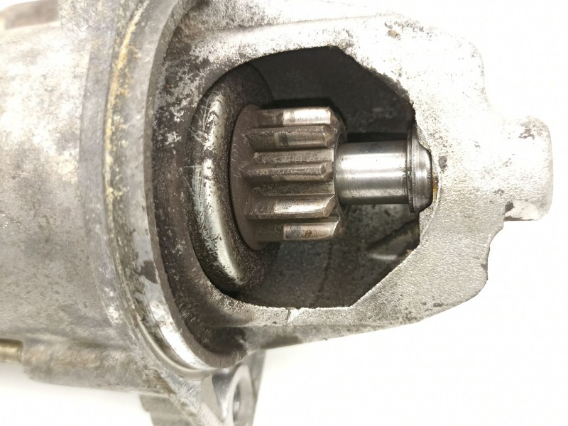 Recambio de motor arranque para ford focus 1.6 g referencia OEM IAM YS4011000AB  