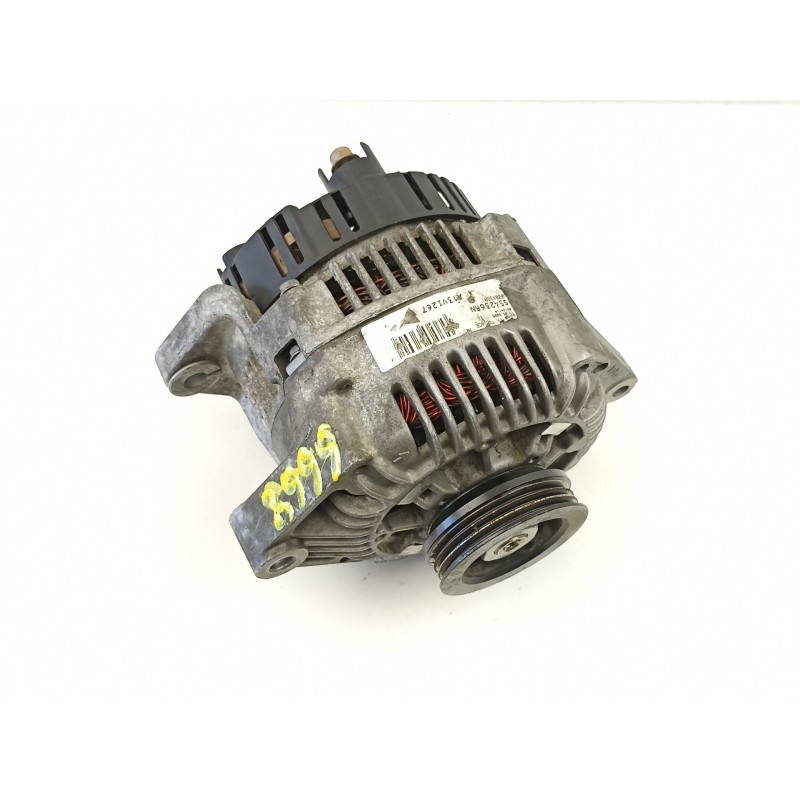 Recambio de alternador para renault megane 1.4 g referencia OEM IAM 7700436628  