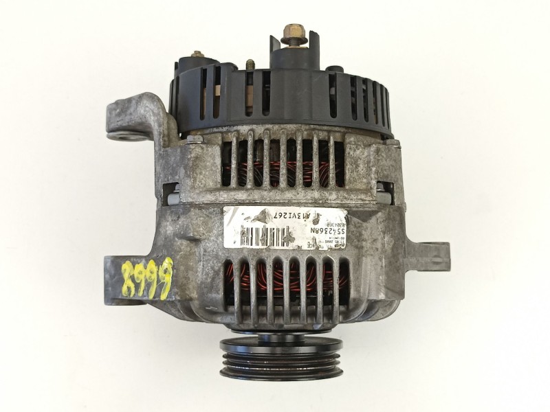 Recambio de alternador para renault megane 1.4 g referencia OEM IAM 7700436628  