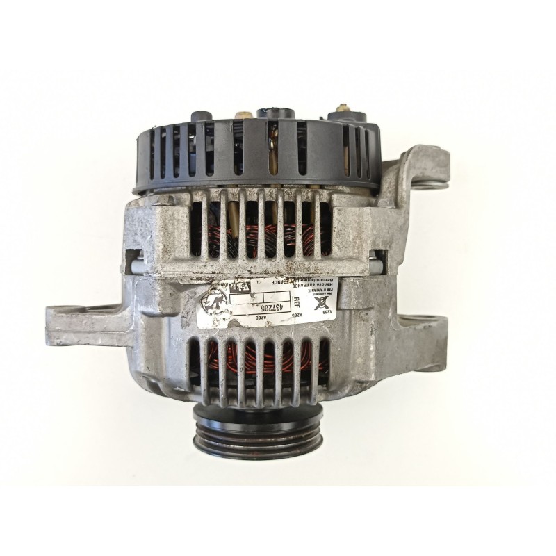 Recambio de alternador para renault megane 1.4 g referencia OEM IAM 7700436628  