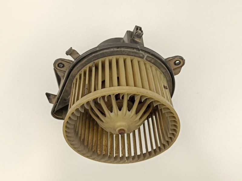 Recambio de motor calefaccion para fiat doblo (119) 1.3 16v jtd cat referencia OEM IAM 46723714  