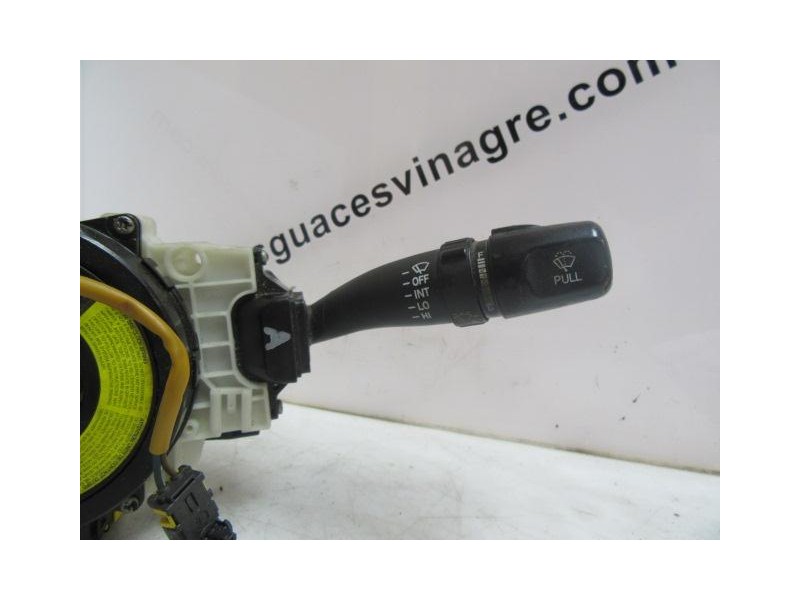 Recambio de mando luces y limpias : hyundai accent : 1.5 td (81,98cv) [2005] para hyundai accent 1.5 td referencia OEM IAM   