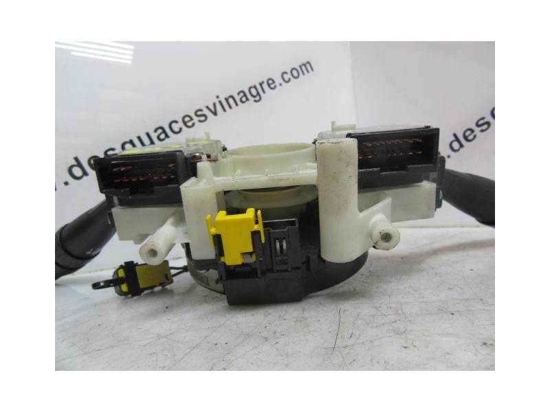 Recambio de mando luces y limpias : hyundai accent : 1.5 td (81,98cv) [2005] para hyundai accent 1.5 td referencia OEM IAM   