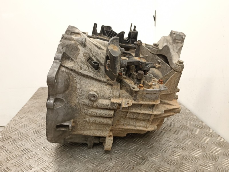 Recambio de caja cambios 6v turbo diesel para volvo v50 familiar 2.0 d kinetic referencia OEM IAM 8G9R7002PC  