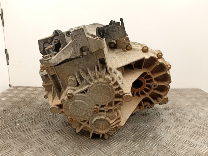 Recambio de caja cambios 6v turbo diesel para volvo v50 familiar 2.0 d kinetic referencia OEM IAM 8G9R7002PC  