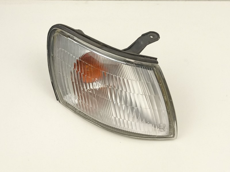 Recambio de piloto delantero derecho para toyota carina e vi (_t19_) 1.6 (at190) referencia OEM IAM 8151005010  